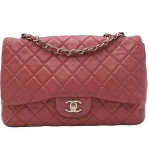Chanel timeless/classique leather bag